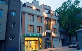 Dionis Hotel